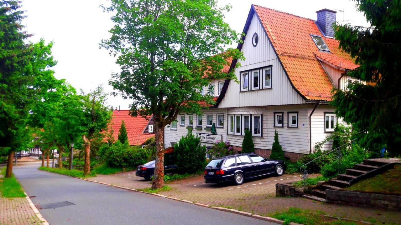 בראונלאגה Hotel Garni Am Hochwald מראה חיצוני תמונה